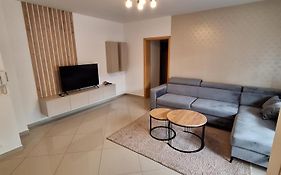 Apartment Enjoy Free Private Parking