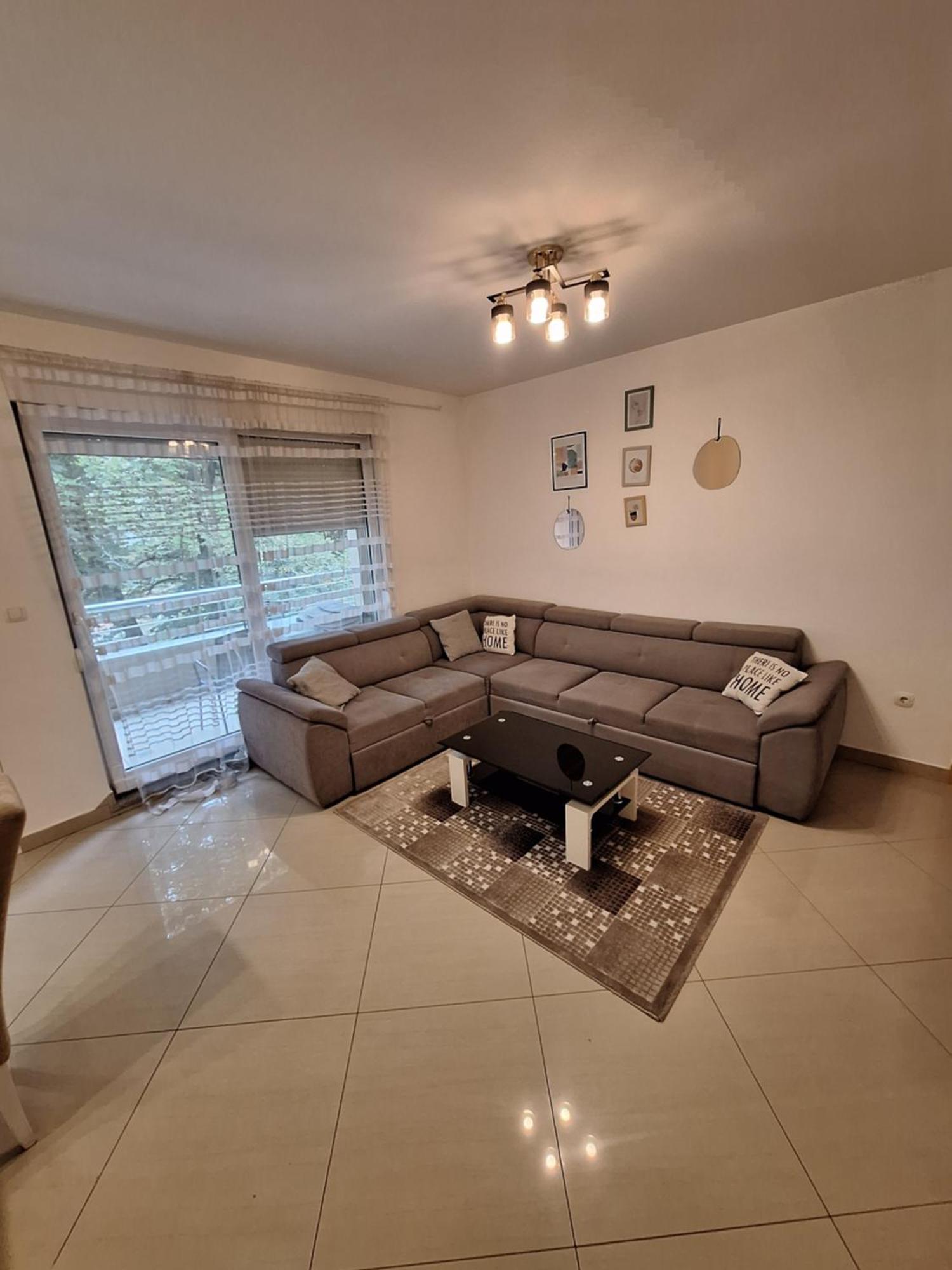 Apartment Enjoy Free Private Parking Mostar Extérieur photo