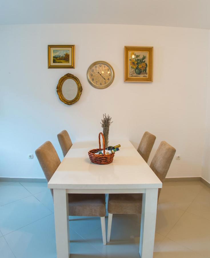 Apartment Enjoy Free Private Parking Mostar Extérieur photo